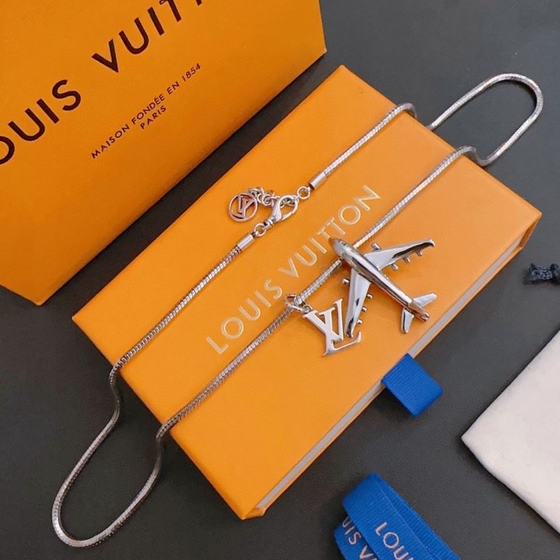 Louis Vuitton Necklaces